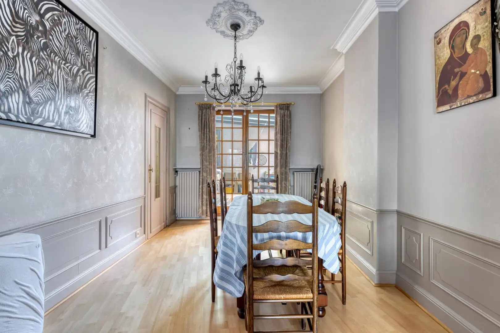 Ruim appartement 165m² foto {{pictureIndex}}