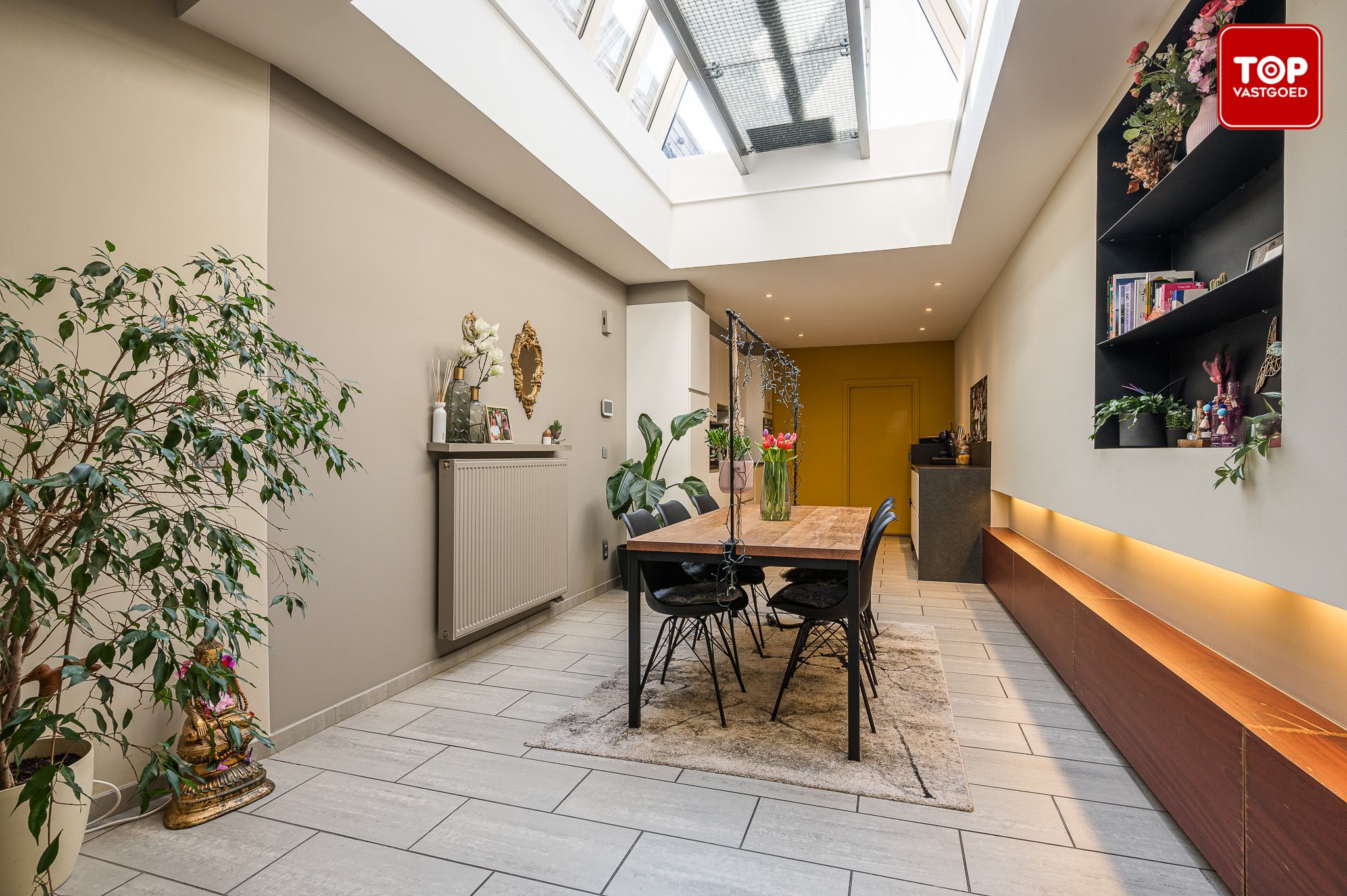 Instapklare architectenwoning met 2 slaapkamers en zonneterras foto 8