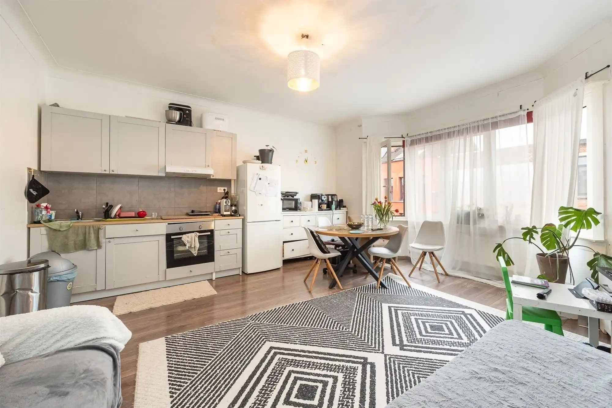 Appartement met 1 à 2 slpkmr nabij Rivierenhof foto 9