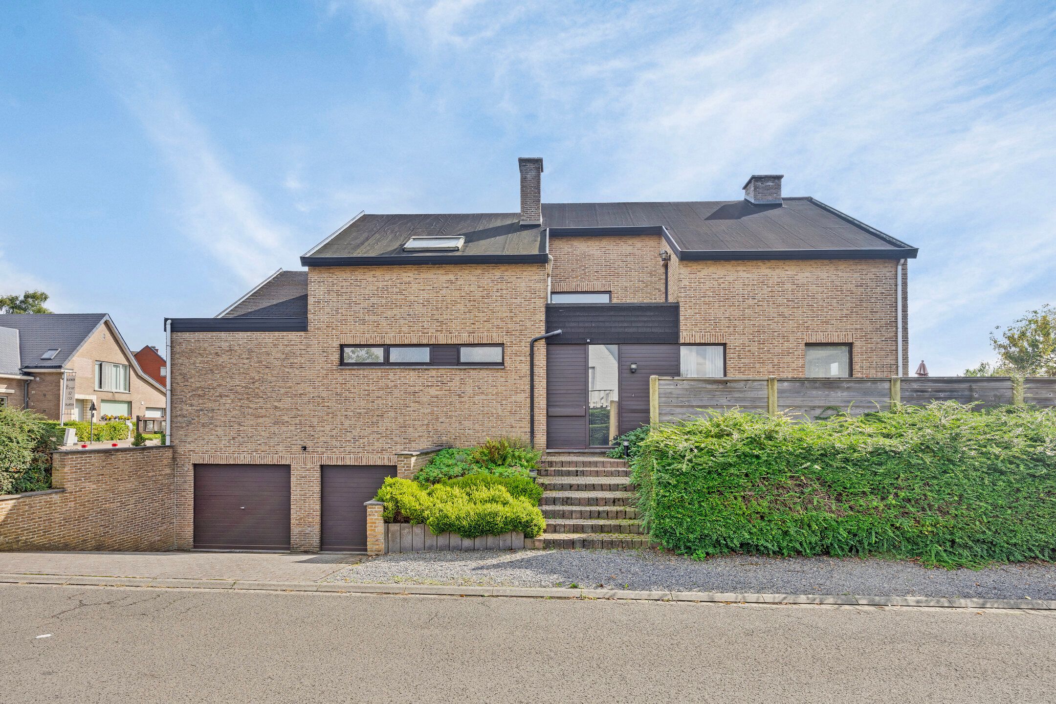 Ruime woning met veel potentieel foto 33