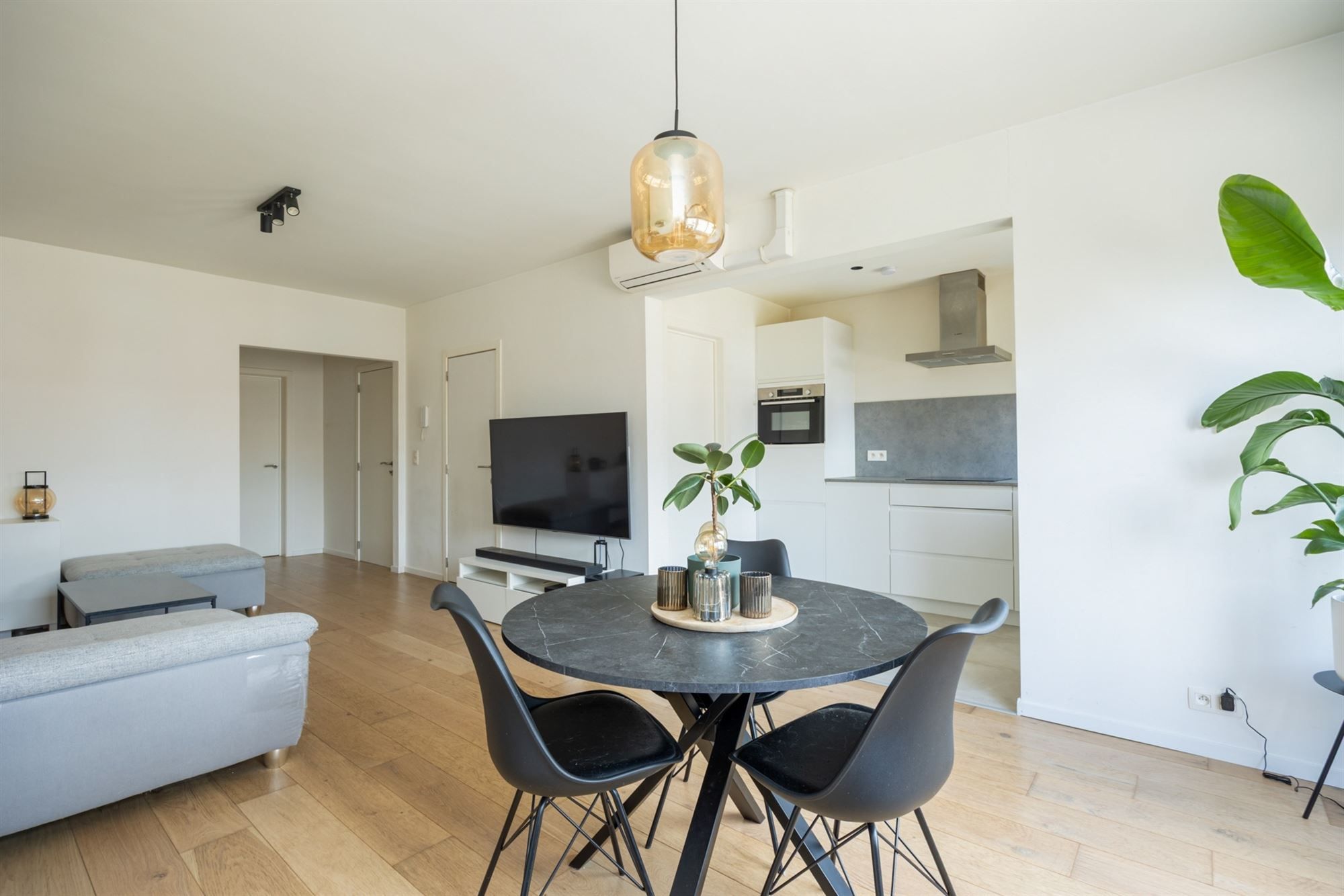 Energiezuinig duplexappartement met drie slaapkamers foto {{pictureIndex}}