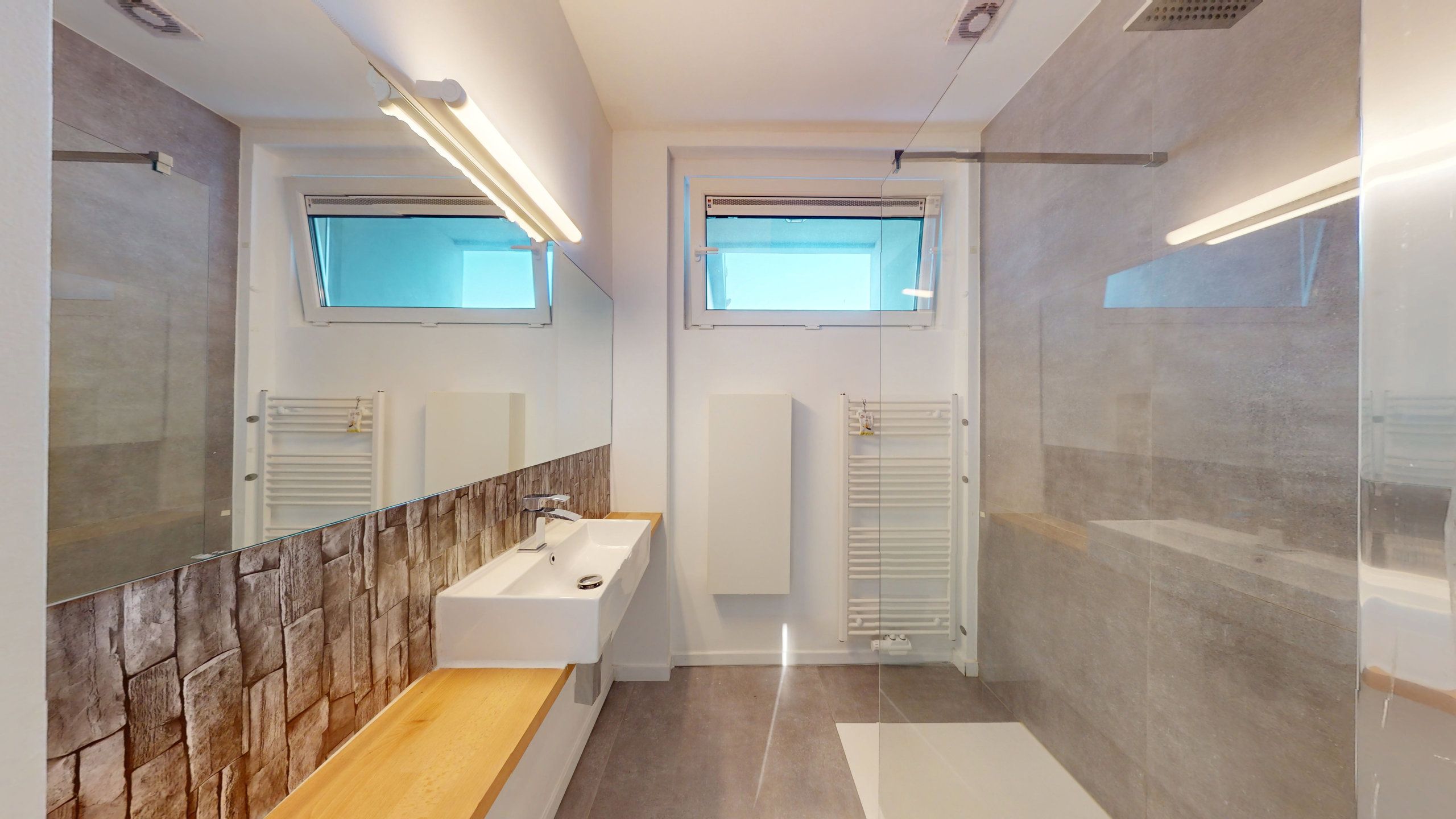 Gemeubeld zonnig appartement met twee slaapkamers foto 6