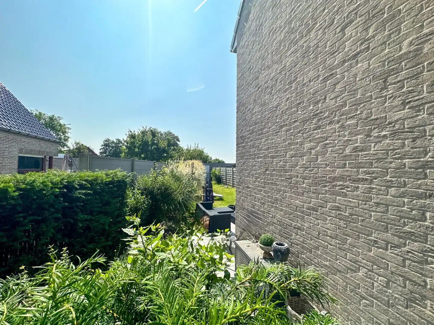Perfect uitgeruste energiezuinige woning met 4 slpk, tuin en garage, Torhout foto 2