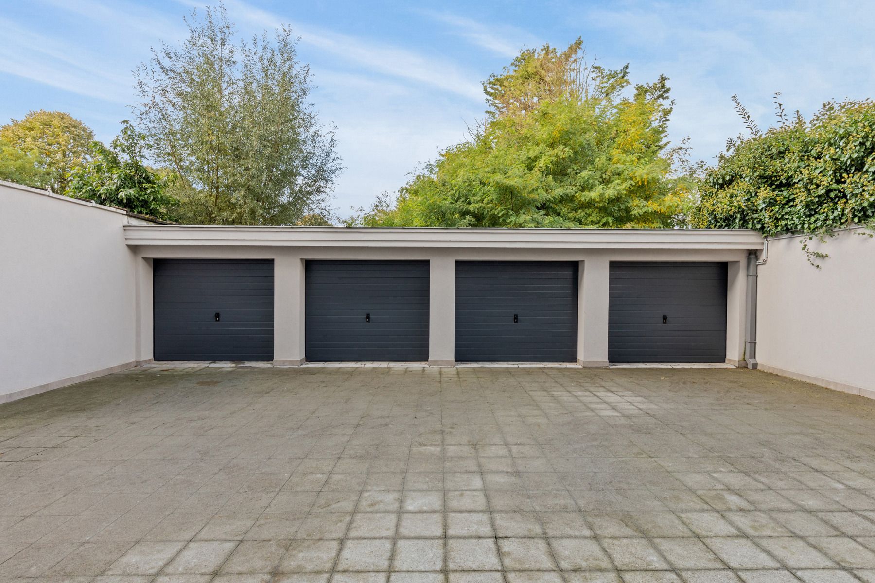 Volledig gerenoveerd appartement met dubbele garage in Ronse foto 12