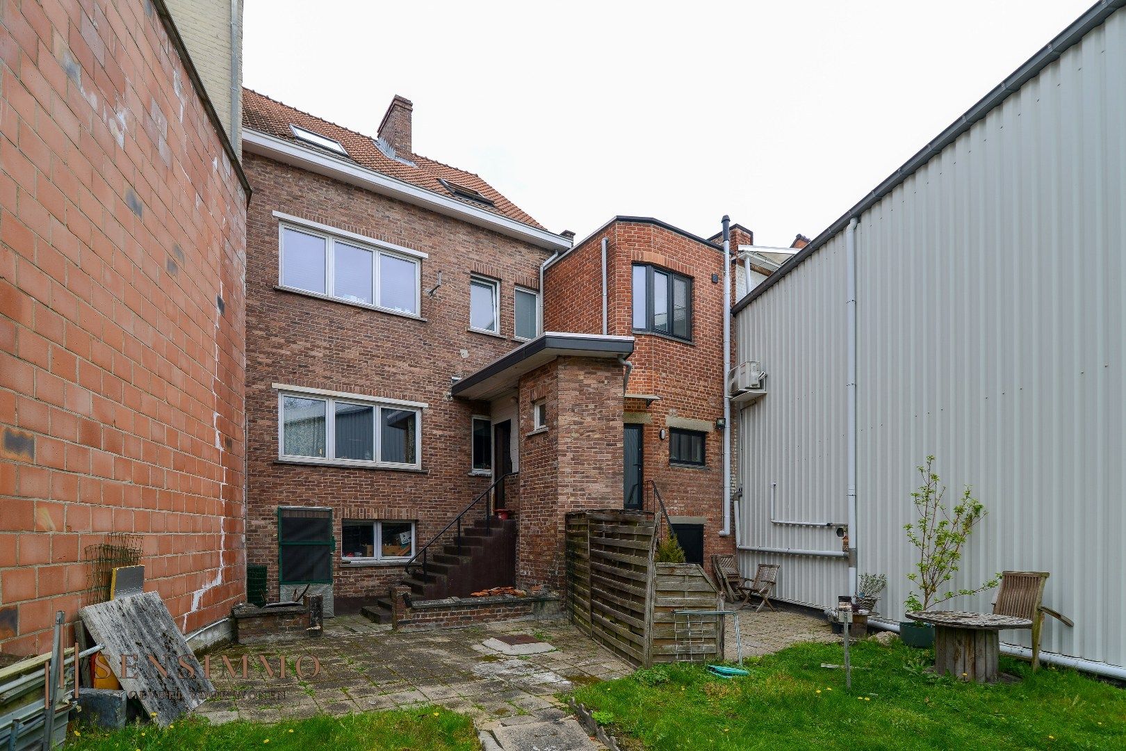 Gelijkvloers 1 slpk appartement met terras/tuin en parking foto 11
