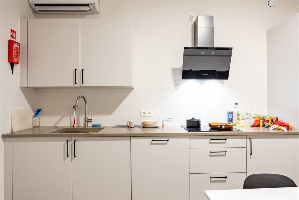 volledig gerenoveerd studentenpand met 9 hoogwaardige kamers foto 30