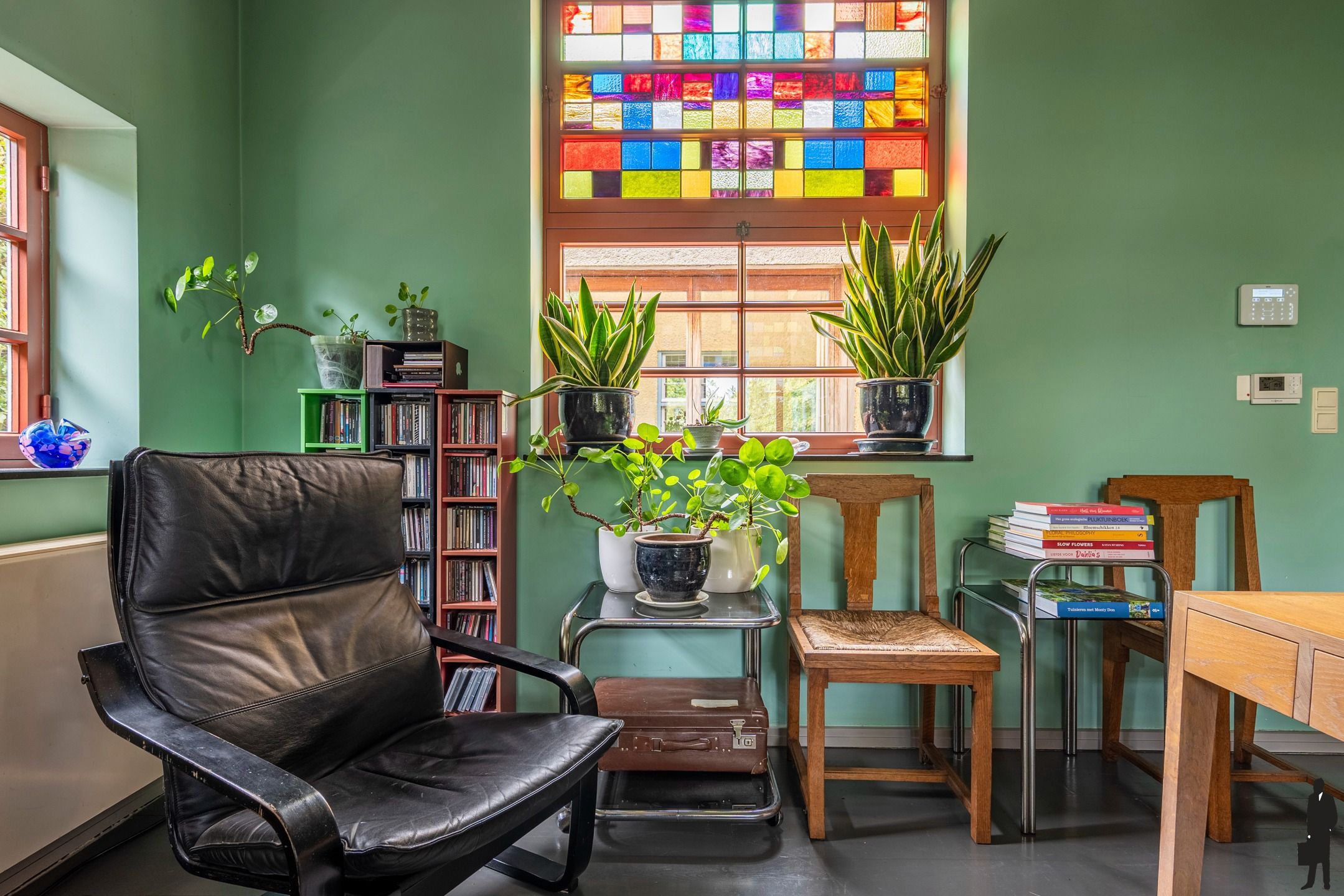 Uniek Beschermd Modernistisch Monument op toplocatie in Hove foto 8