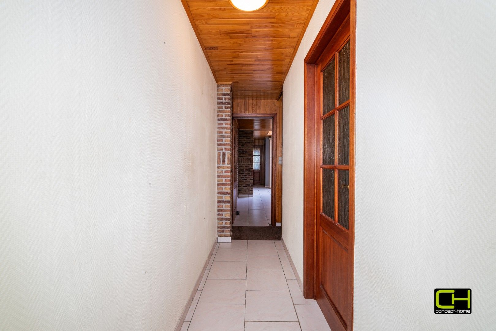 Te renoveren woning met ruime tuin te koop in Lievegem foto 8
