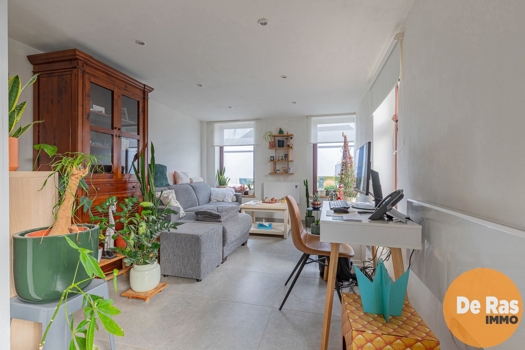 OORDEGEM - Instapklare woning met 2 kamers op leuke locatie foto 5