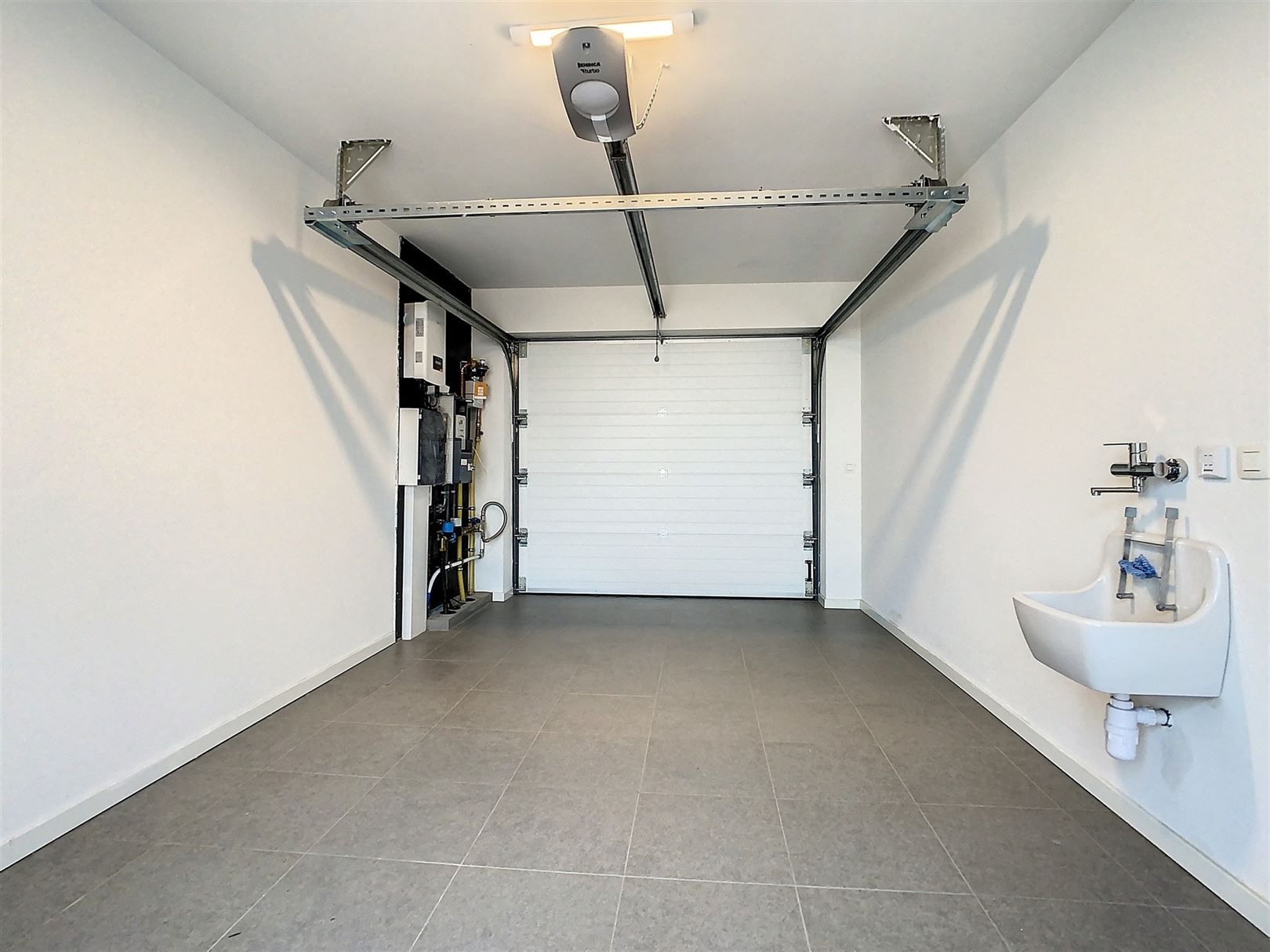 Mooie instapklare woning, 3 slpks, tuin, terras, garage foto 28