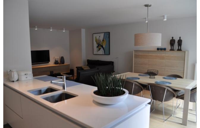 STIJLVOL EN KWALITATIEF 2 SLAAPKAMER APP IN CENTRUM BILZEN foto 2