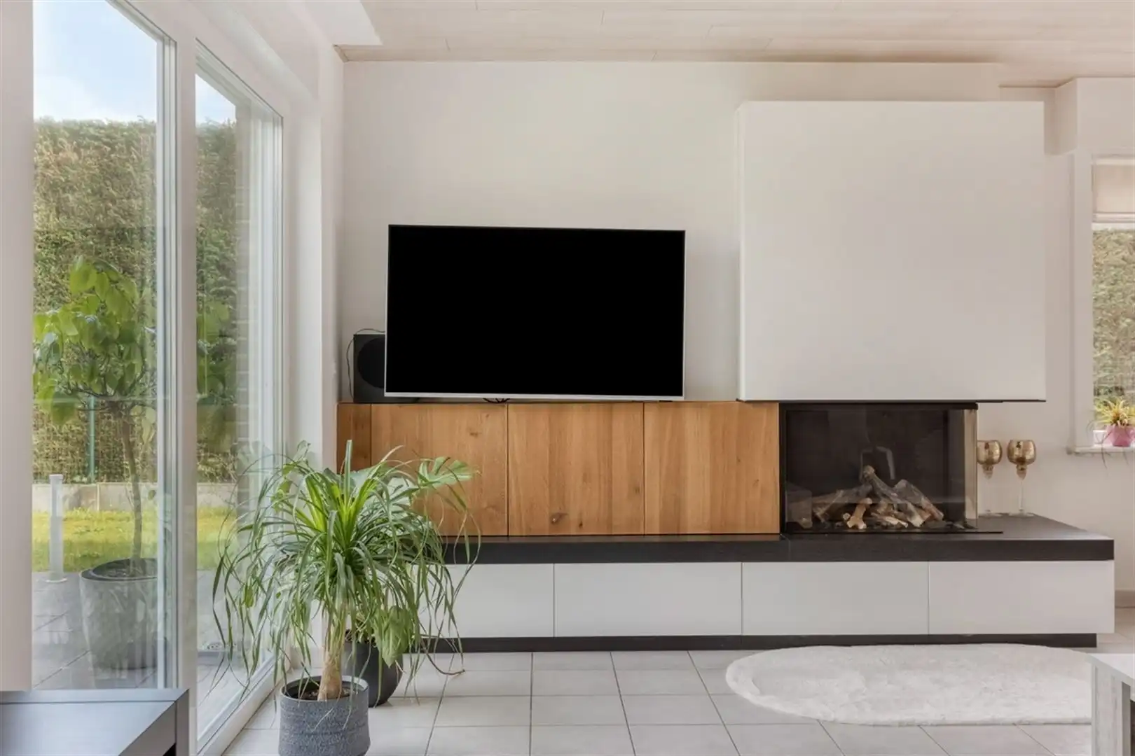Verzorgde woning met 3 slpk en garage foto 16