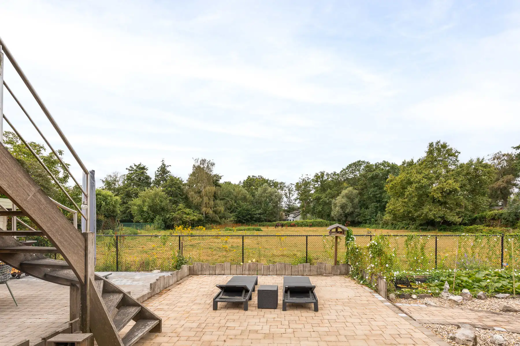 Karaktervolle kangoeroewoning met ruim perceel op toplocatie foto 32