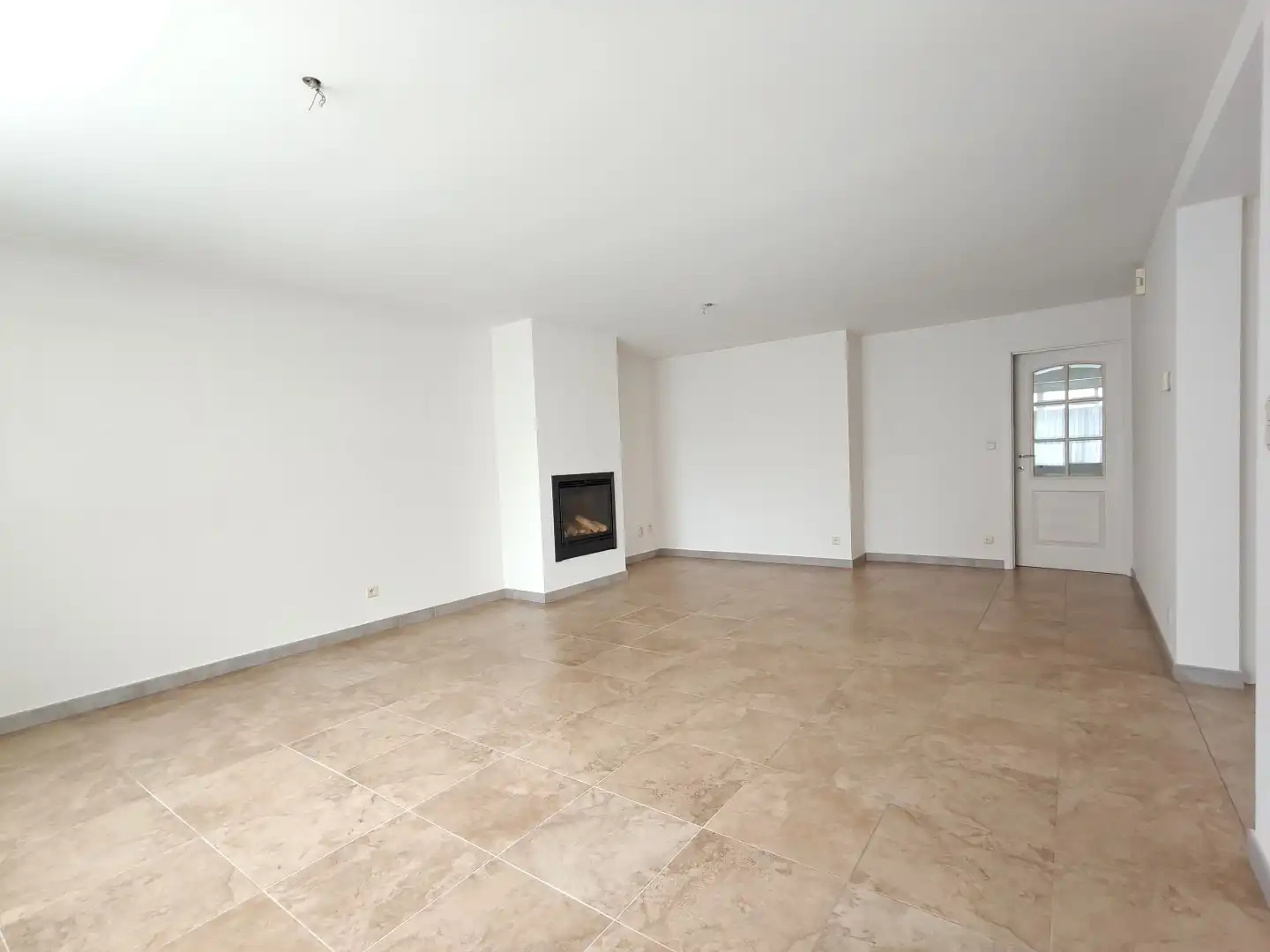 Gelijkvloers appartement met tuin te Zele foto 2