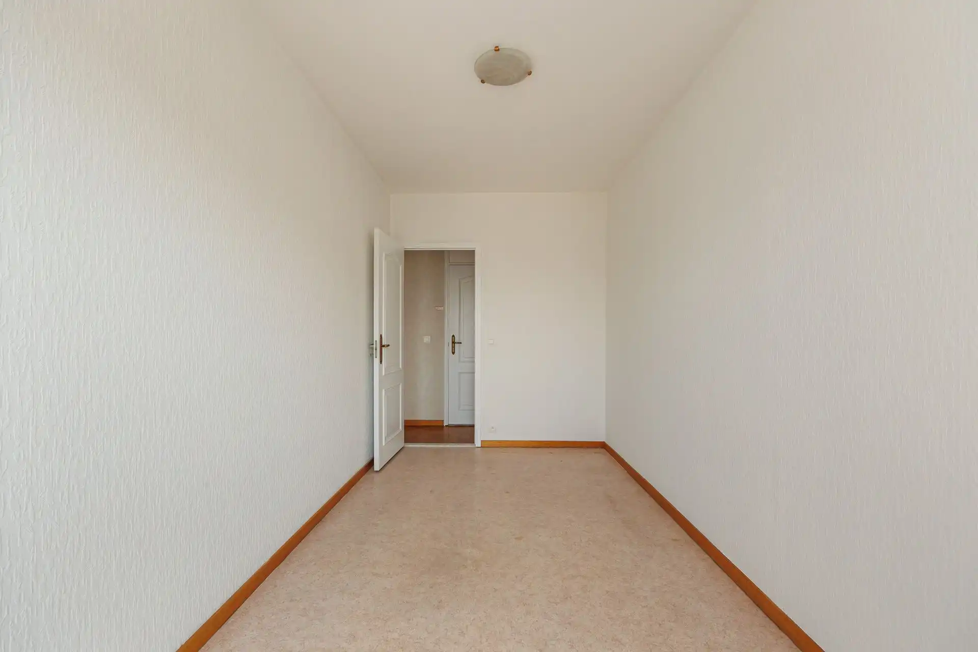 Lichtrijk appartement op centrale locatie foto 9
