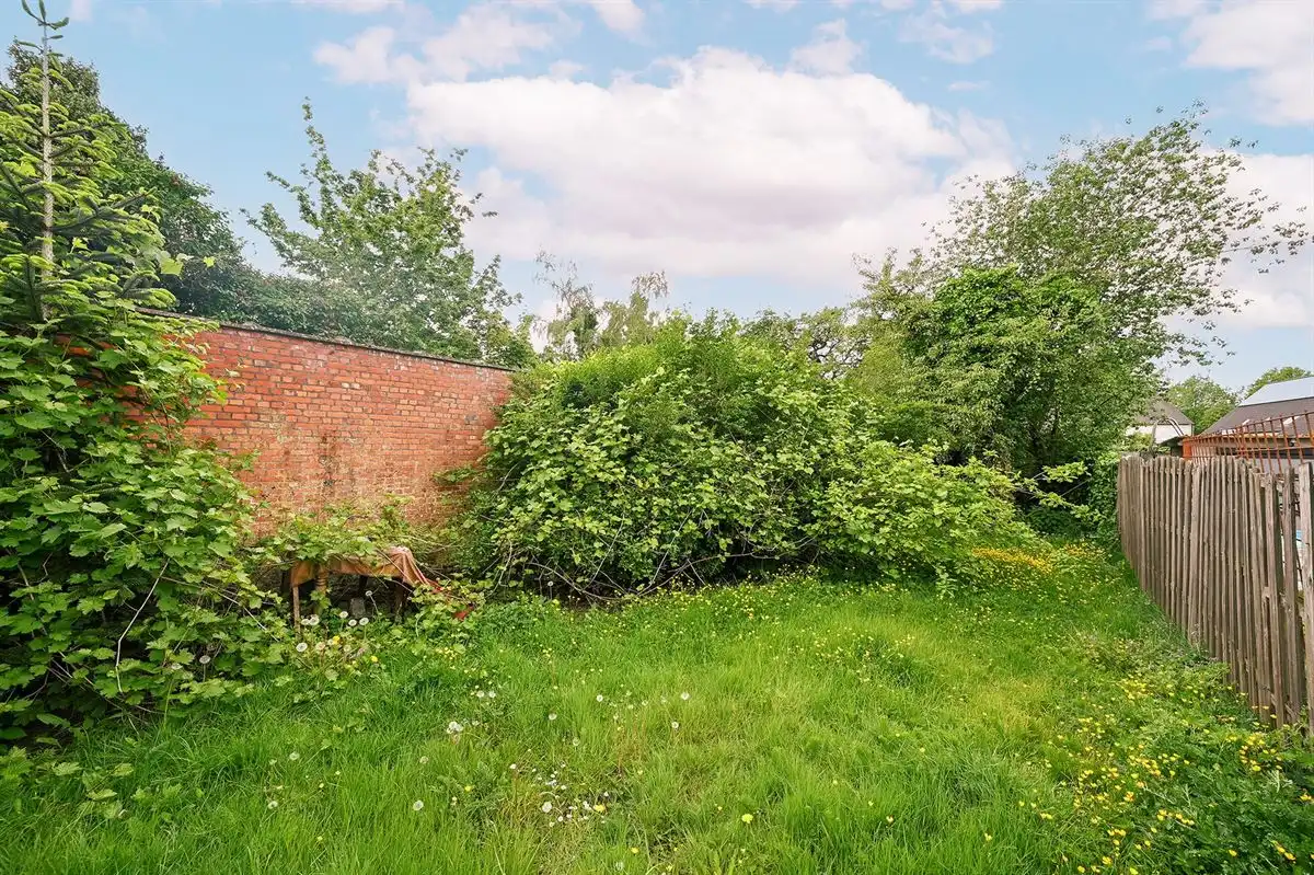Afbraak/heropbouw of totaalrenovatie op perceel van 280 m² foto 5