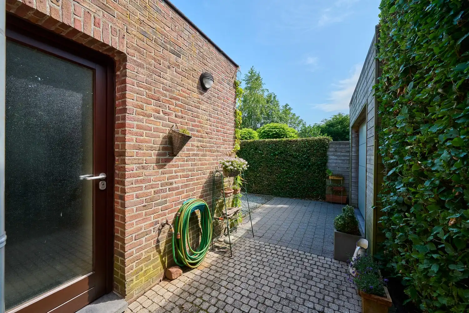 Karaktervolle energiecorrecte vrijstaande woning met praktijkruimte, 4/5 slaapkamers en zuidgerichte parktuin foto 25