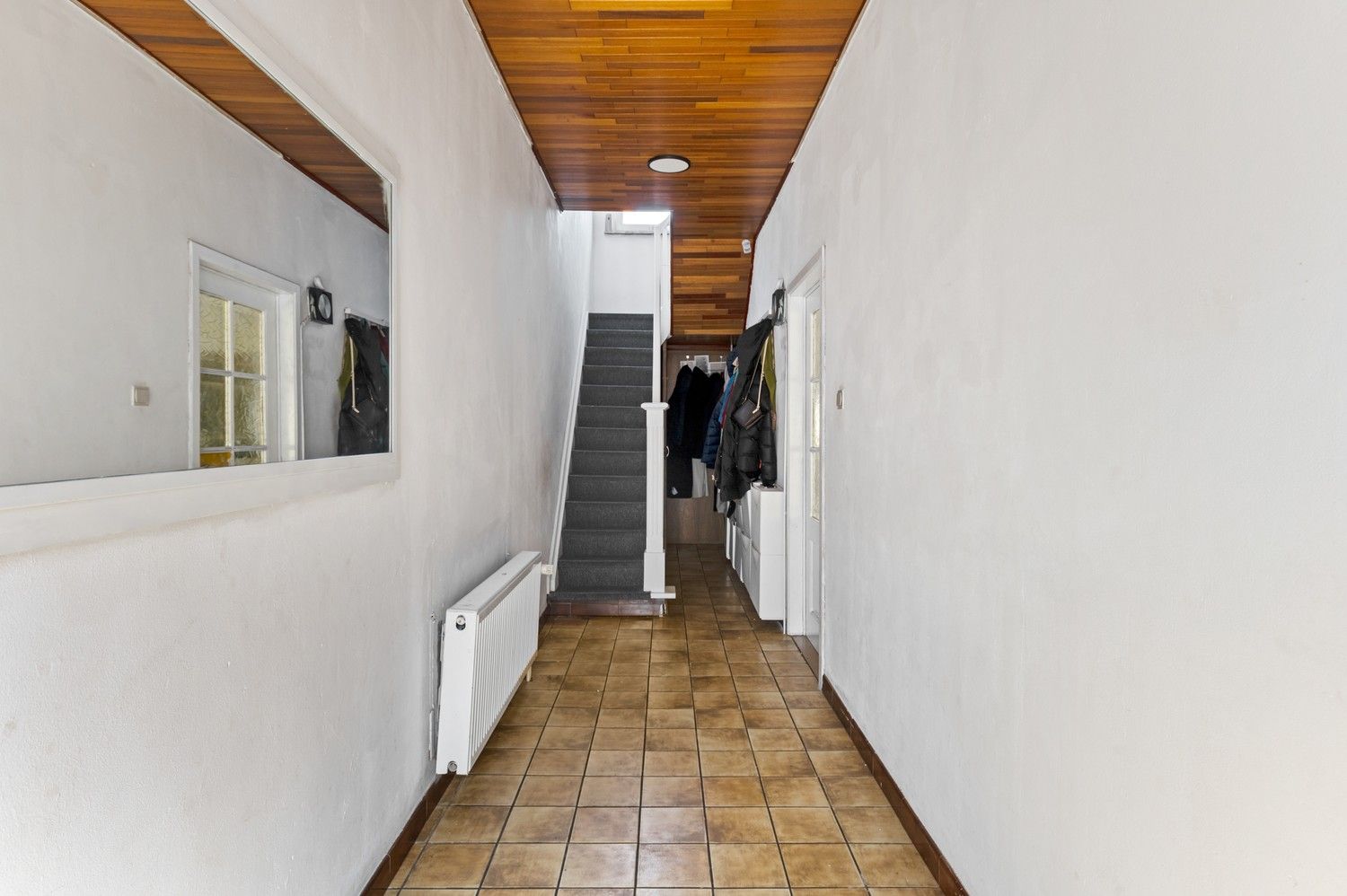Huis met 3 slaapkamers en tuin te Deurne! foto 2