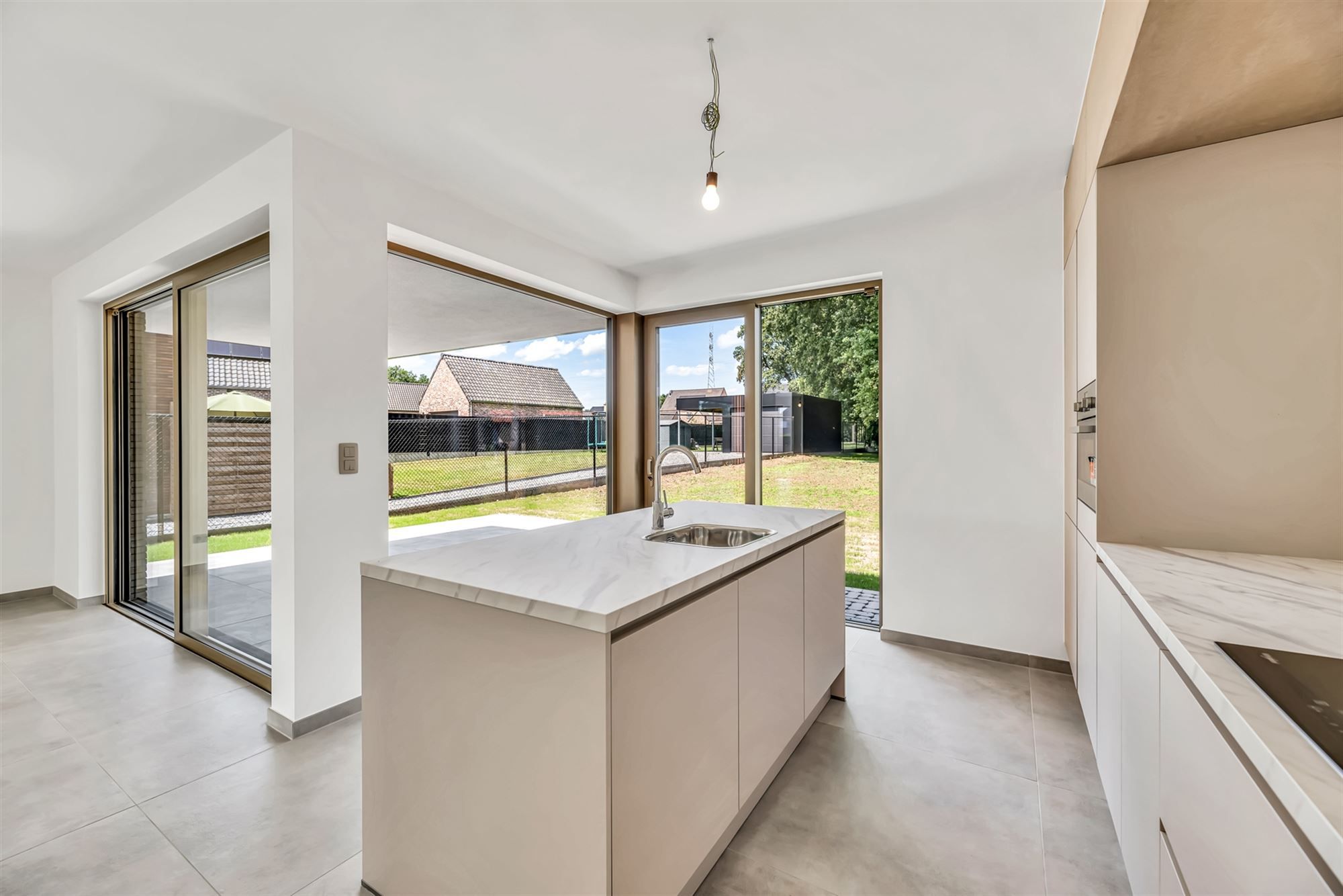NIEUWBOUW OPEN BEBOUWING MET CARPORT OP RUSTIGE DOCH CENTRALE LIGGING TE PAAL foto 5