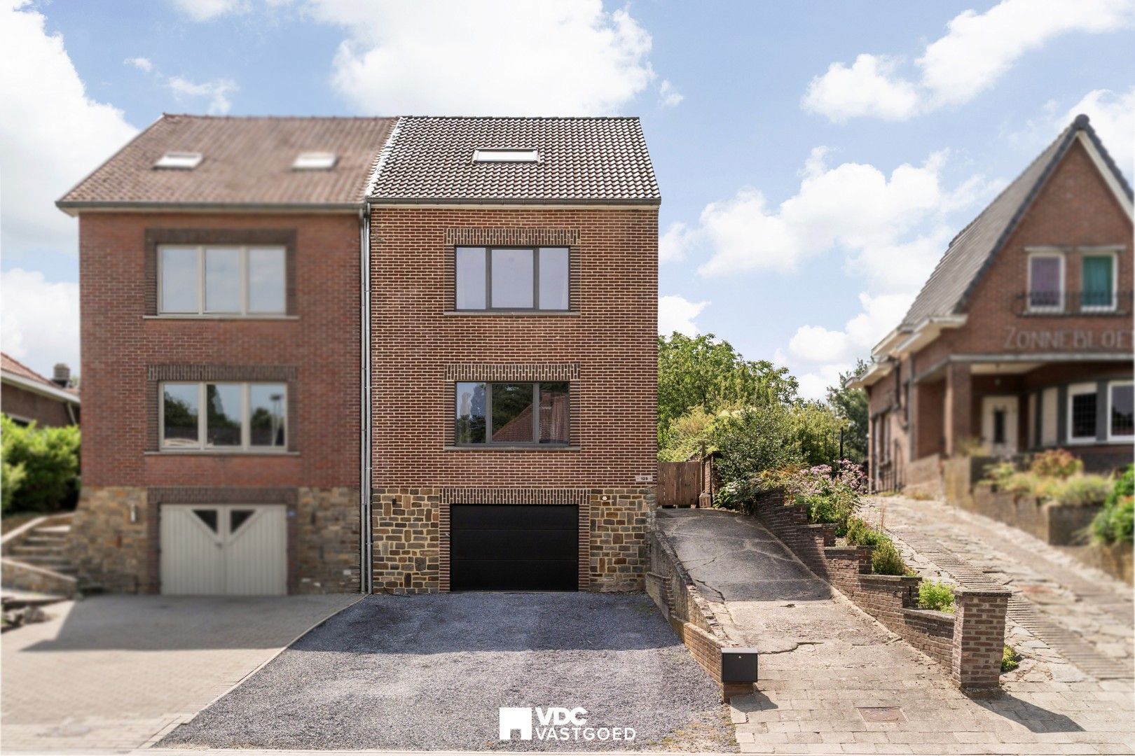 Energiezuinige woning met 5 slaapkamers, 20 zonnepanelen, garage en zuidgerichte tuin aan natuurreservaat Kevie foto 21