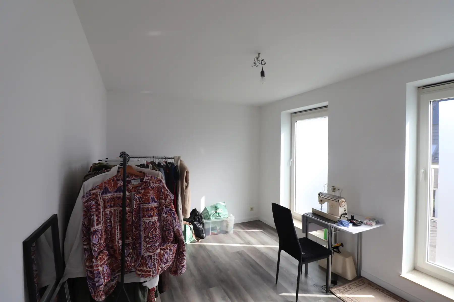 Een recent appartement met 2 slaapkamers, terras en autostaanplaats. foto 14