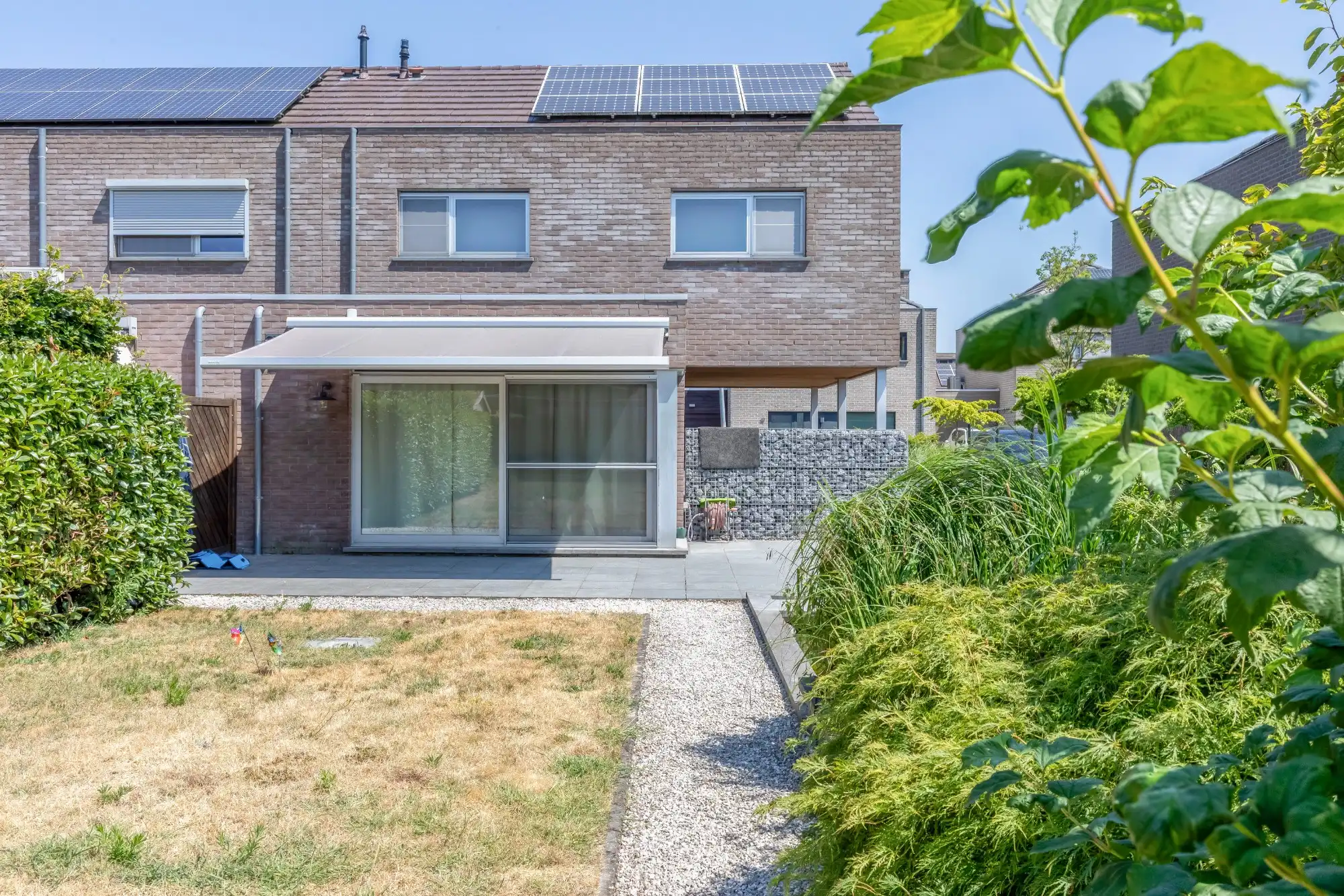 Instapklare gezinswoning met 3 slaapkamers en zuidwestgerichte tuin foto 3