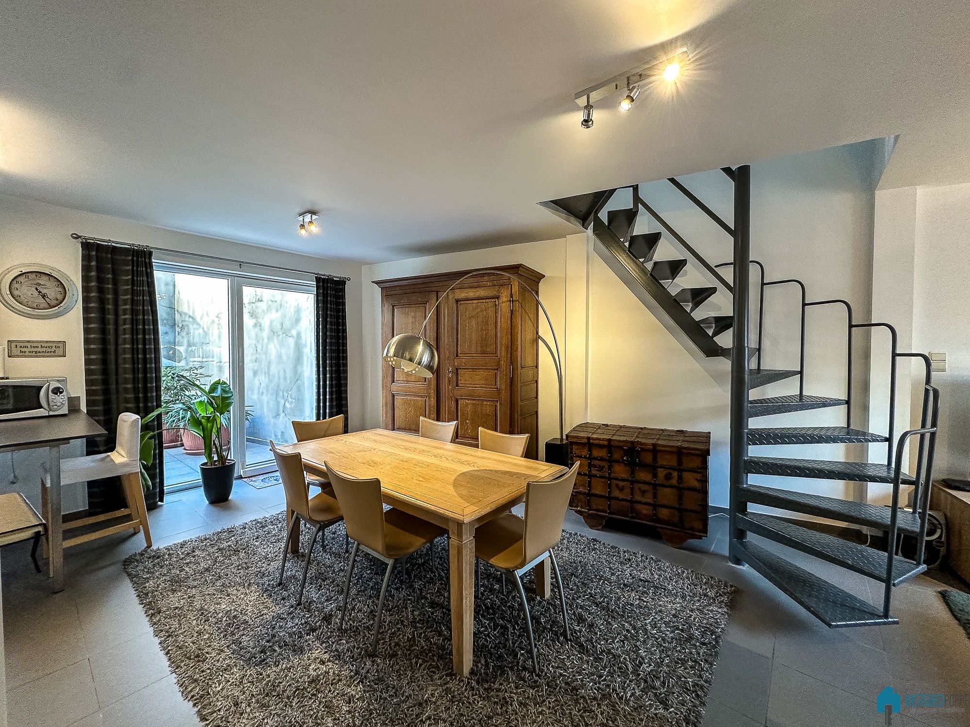 DUPLEX-APPARTEMENT TE HUUR foto 4