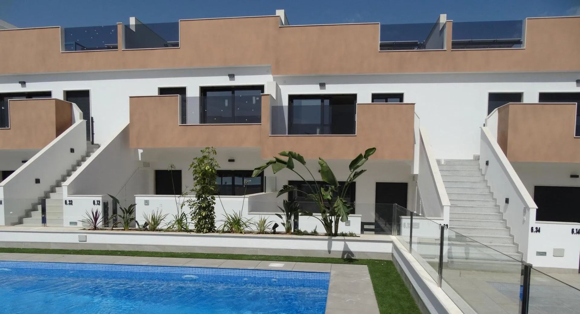 Wonen waar de zon altijd schijnt: moderne appartementen met tuin of solarium in hartje Costa Blanca foto 19