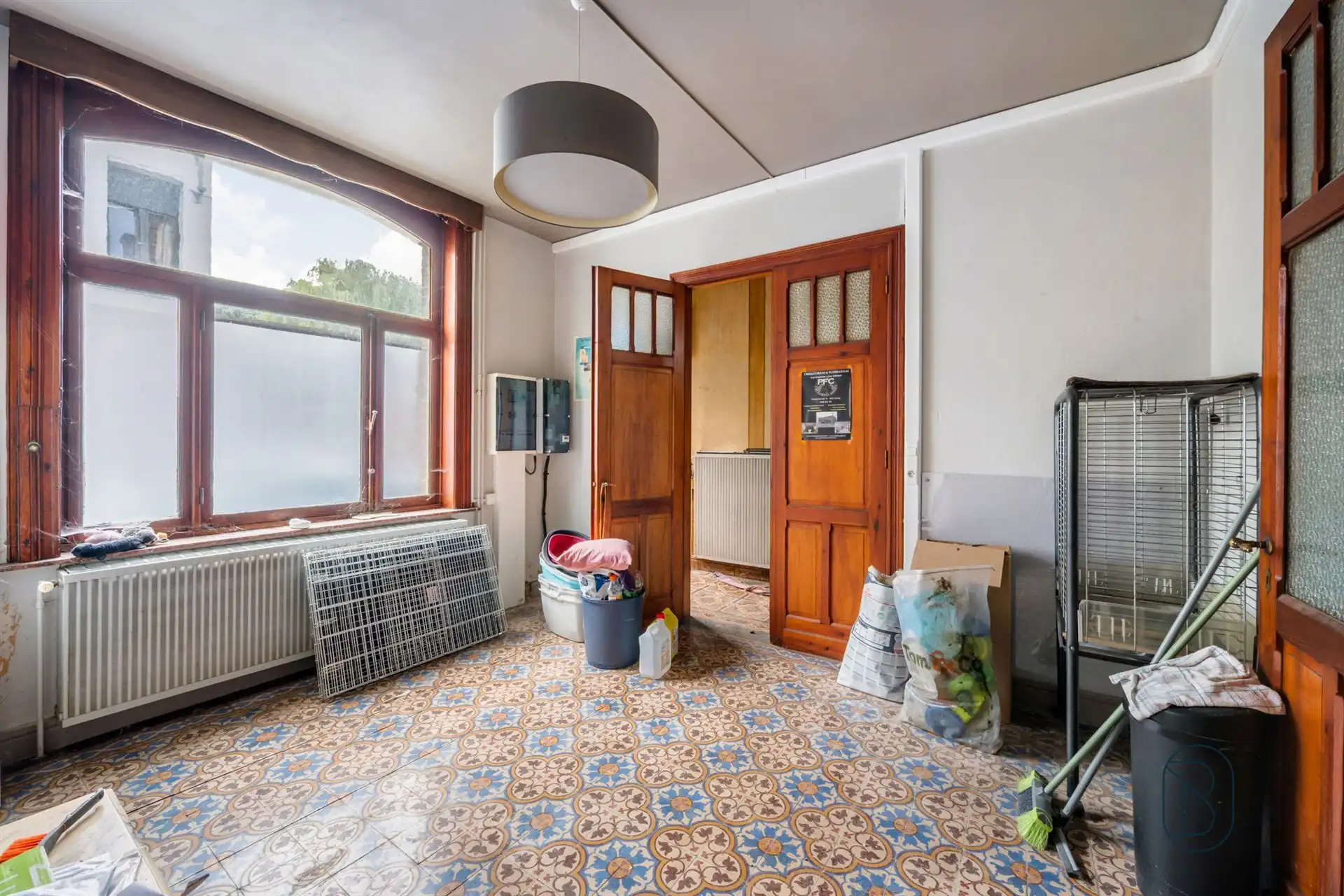 Te renoveren woning met 2 slpk en zolder in Doornik foto 2