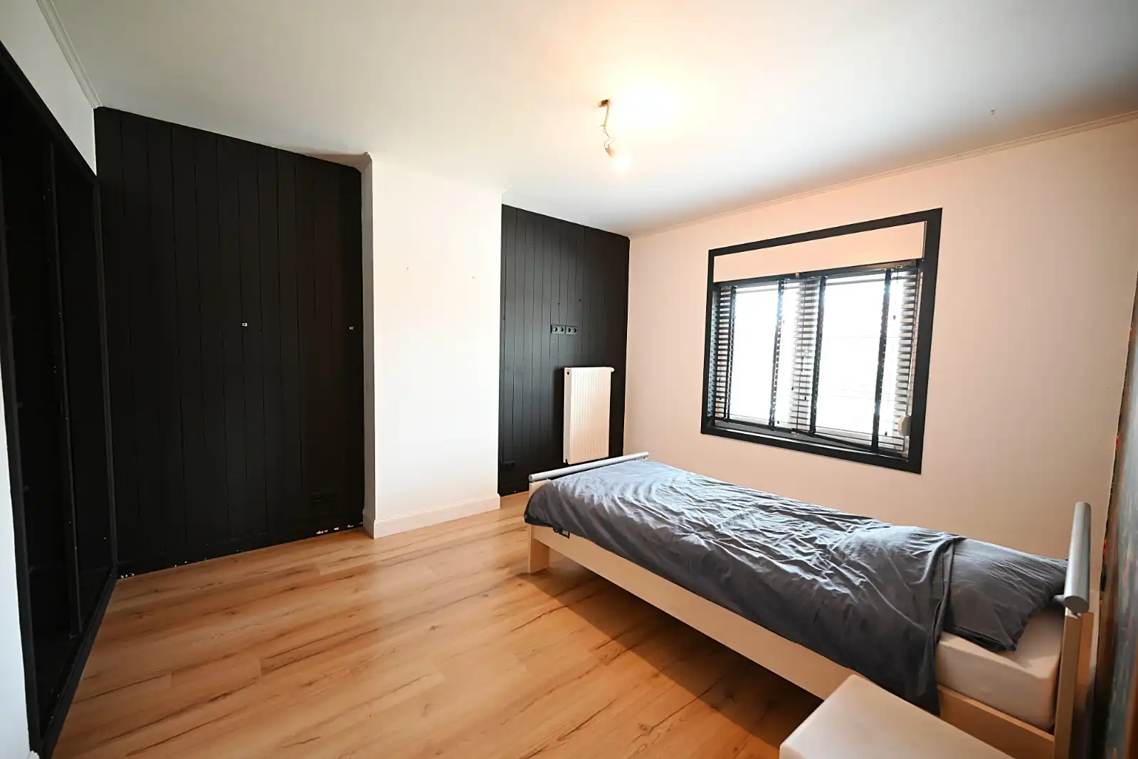 Ruime woning nabij centrum Kachtem foto 12