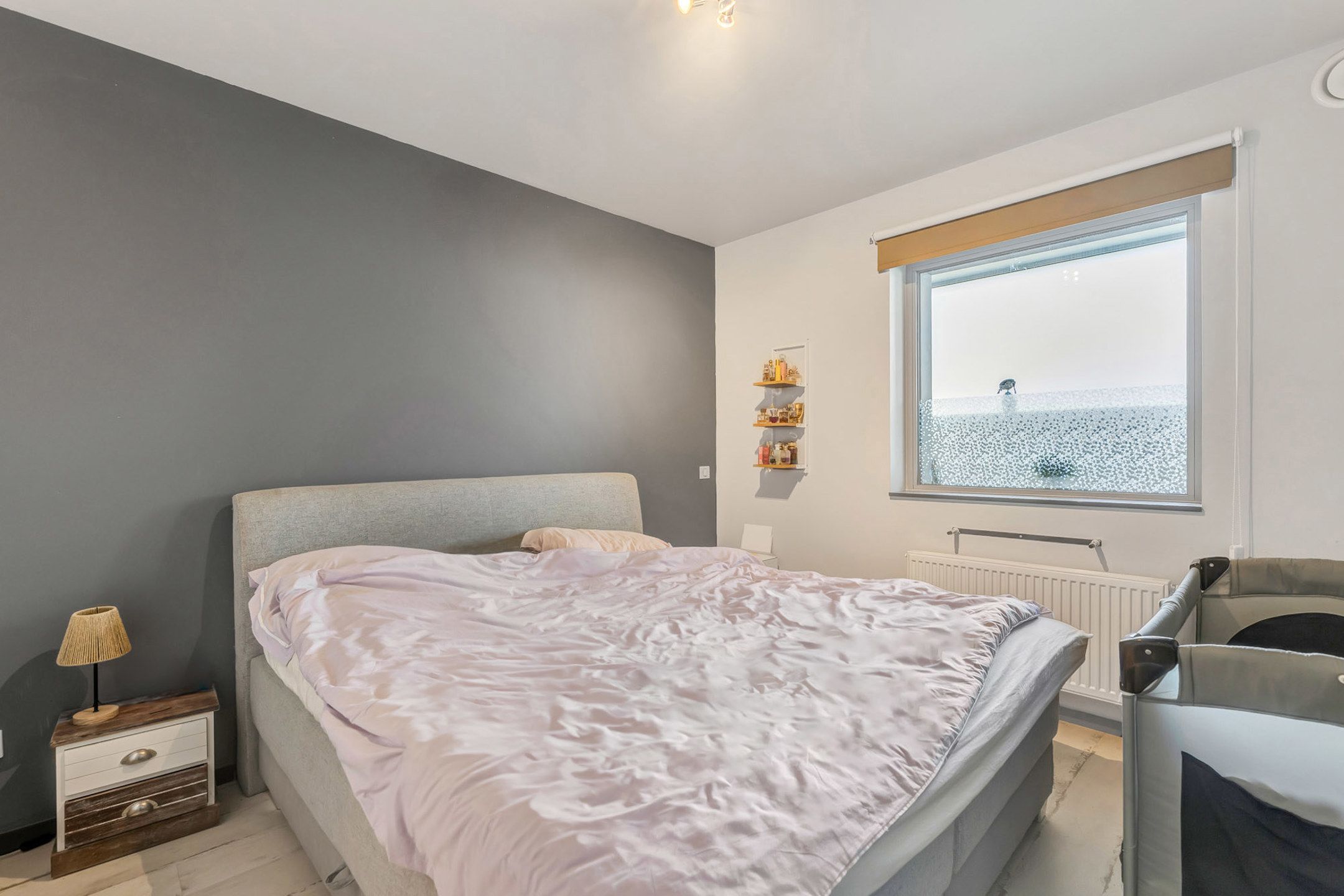 Instapklaar appartement met ruim terras en autostaanplaats foto 13