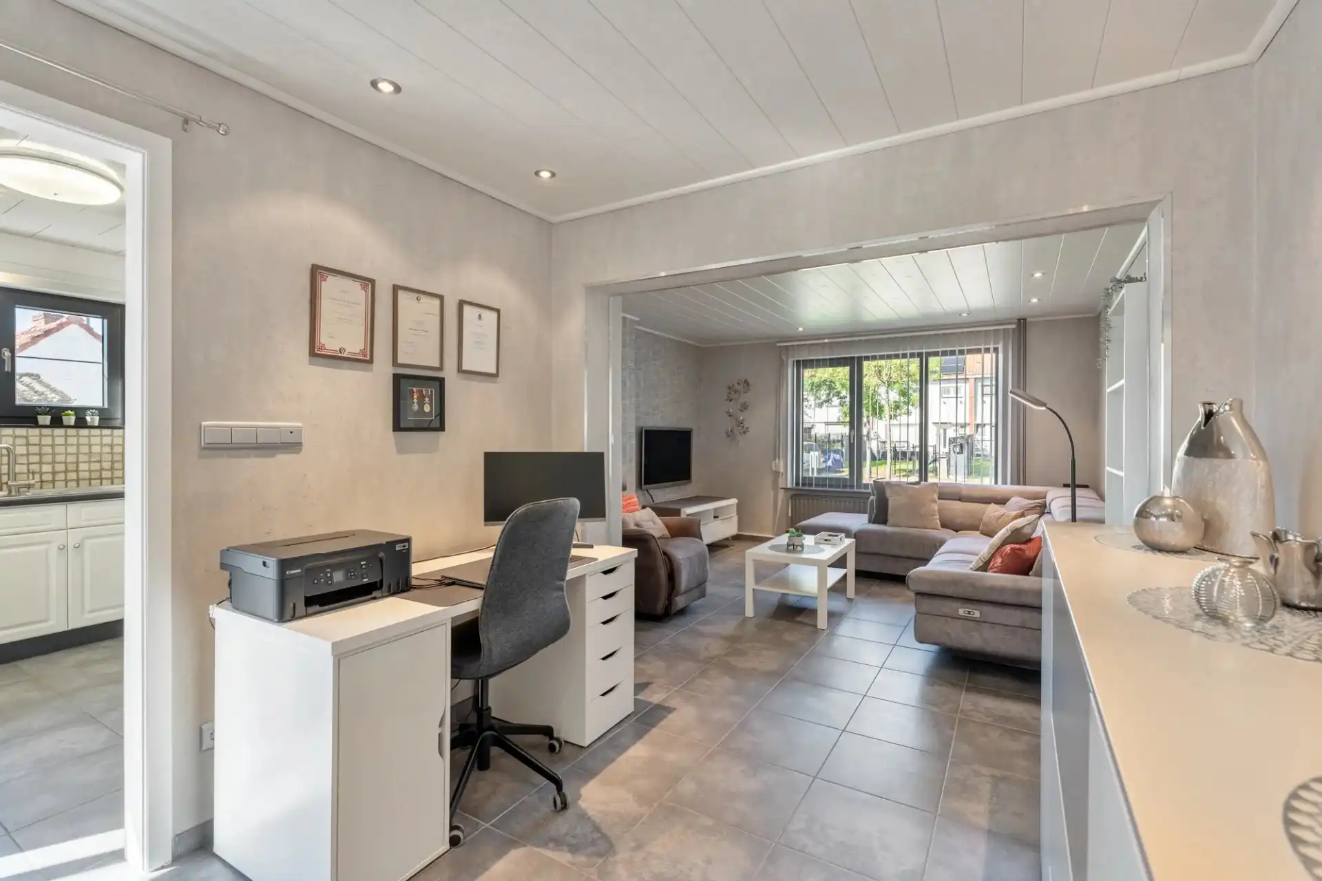 Vernieuwde woning te Helchteren foto 8