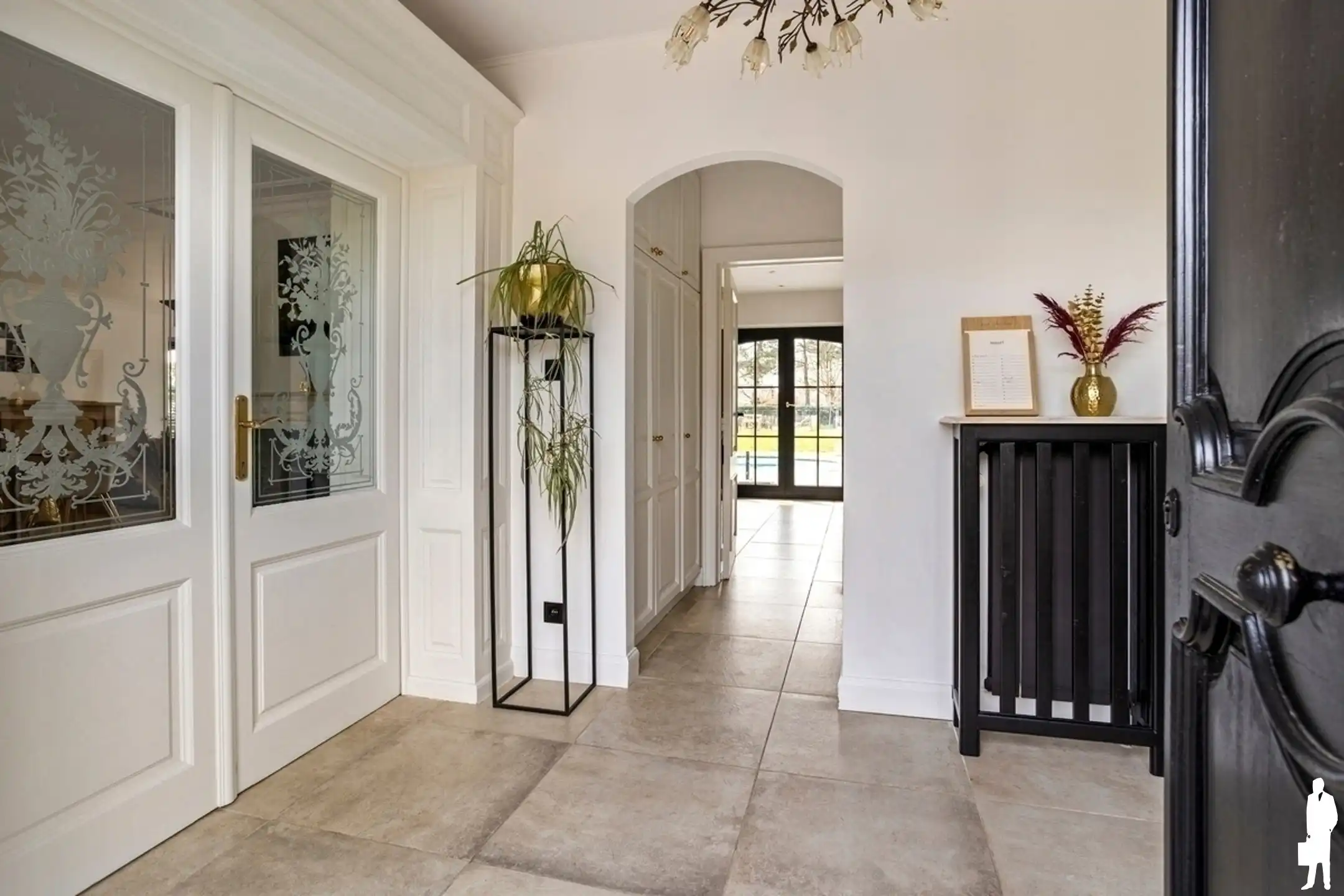 Uitzonderlijk ruime charmante villa op 2451m² foto 8