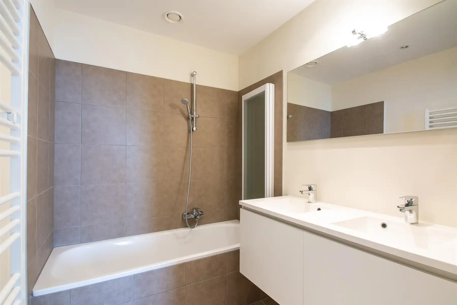 Prachtig gemeubeld appartement - 1 Kamer met TERRAS foto 10