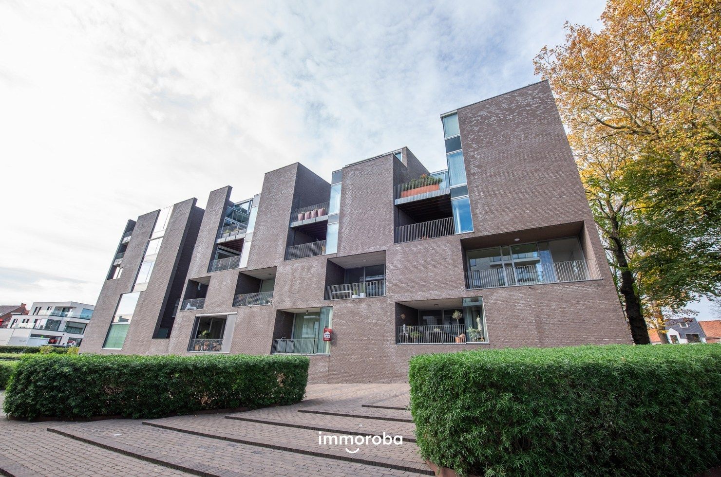 Te koop: instapklaar appartement van +/- 110 m² met 2 slaapkamers in hartje Waregem – Residentie Avalon foto {{pictureIndex}}