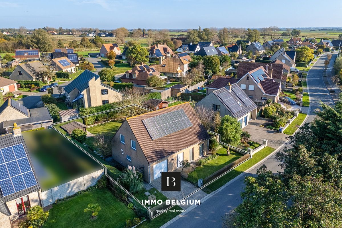 Energiezuinige villa met 3 slaapkamers te Bredene foto {{pictureIndex}}