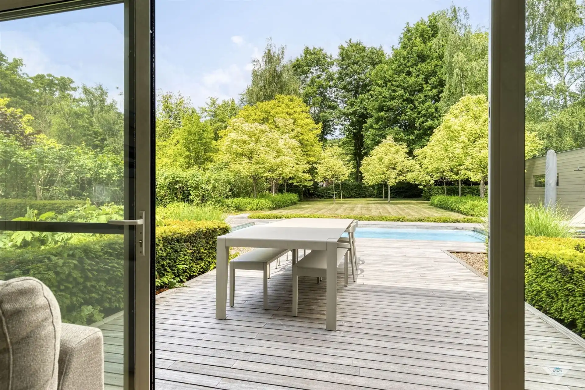 Exclusieve villa in het groene Linden foto 23