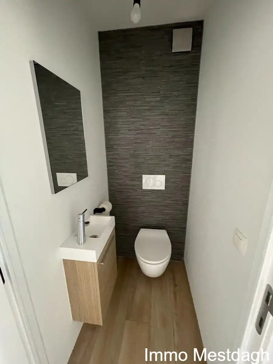 Ruim en modern afgewerkt duplexappartement (3 SLK) in het centrum van Paal foto 15