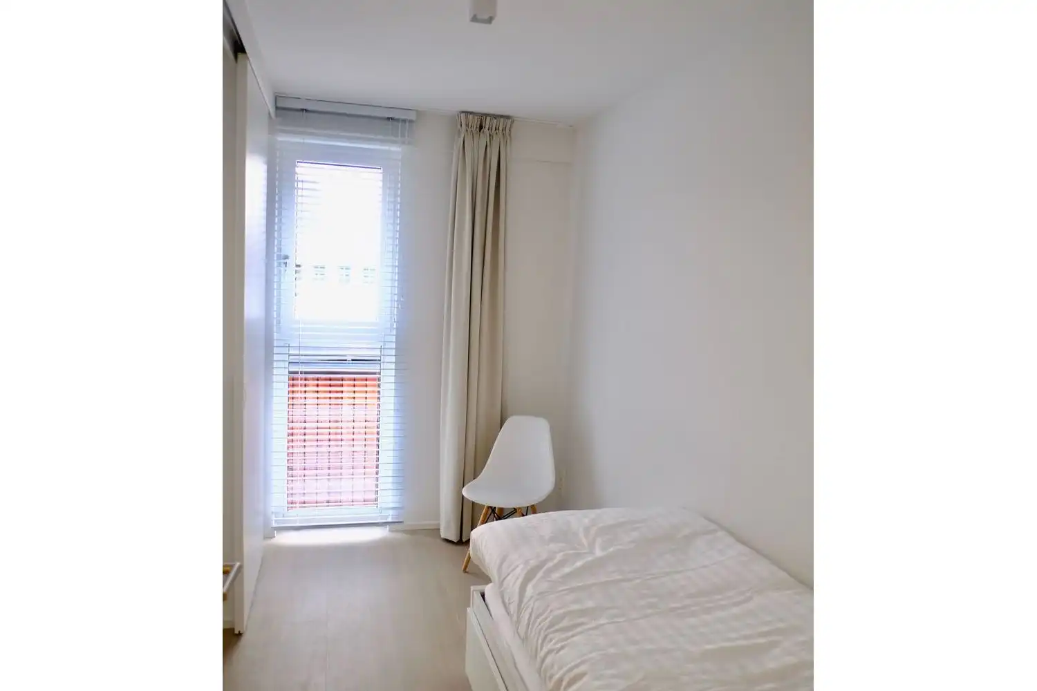 GEMEUBELD: Exclusief wonen in het hart van de Cadixwijk op Het Eilandje. foto 13