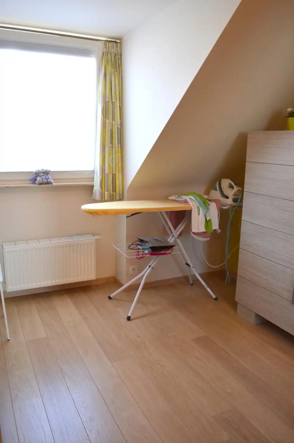 Verzorgd duplexappartement met 2 slaapkamers en garage te koop in Gullegem-centrum foto 11