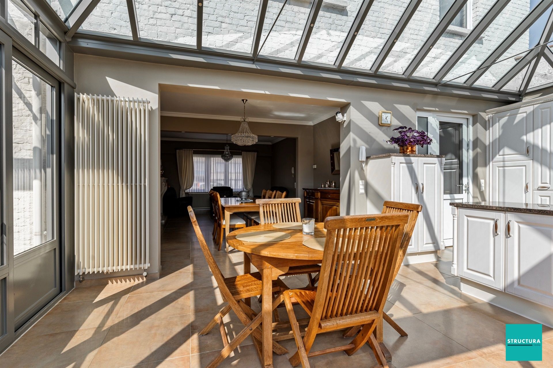 Ruime woning met veel mogelijkheden foto 4