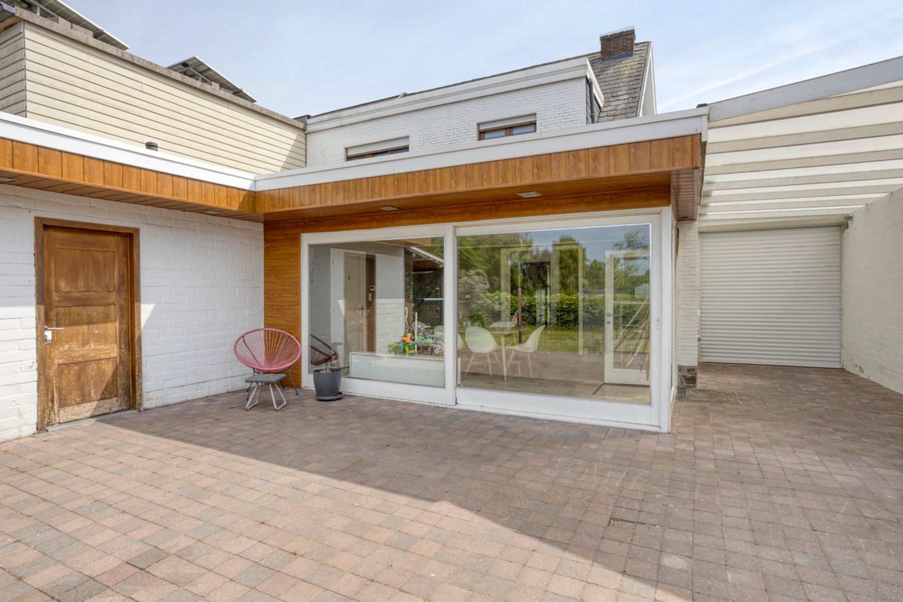Licht te renoveren woning met zicht op groen in hartje SKW foto 20