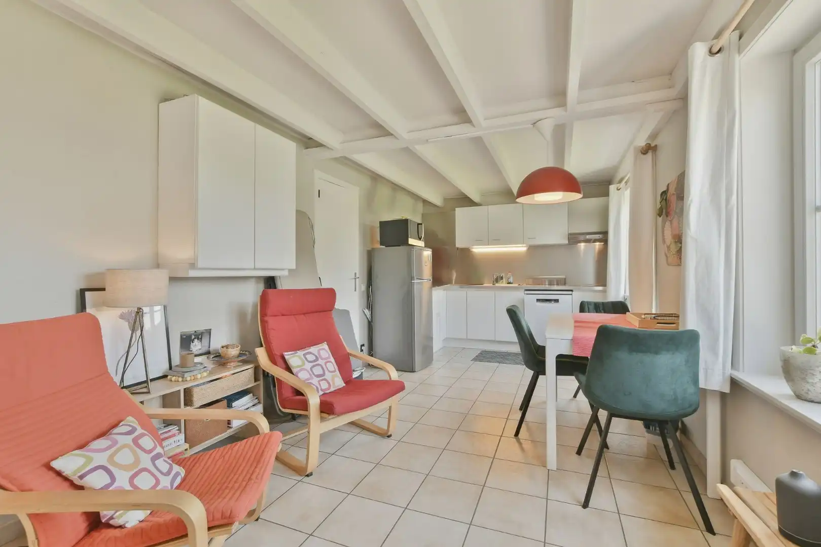 Charmant vissershuisje met 3 slaapkamers en prachtig open polderzicht foto 4
