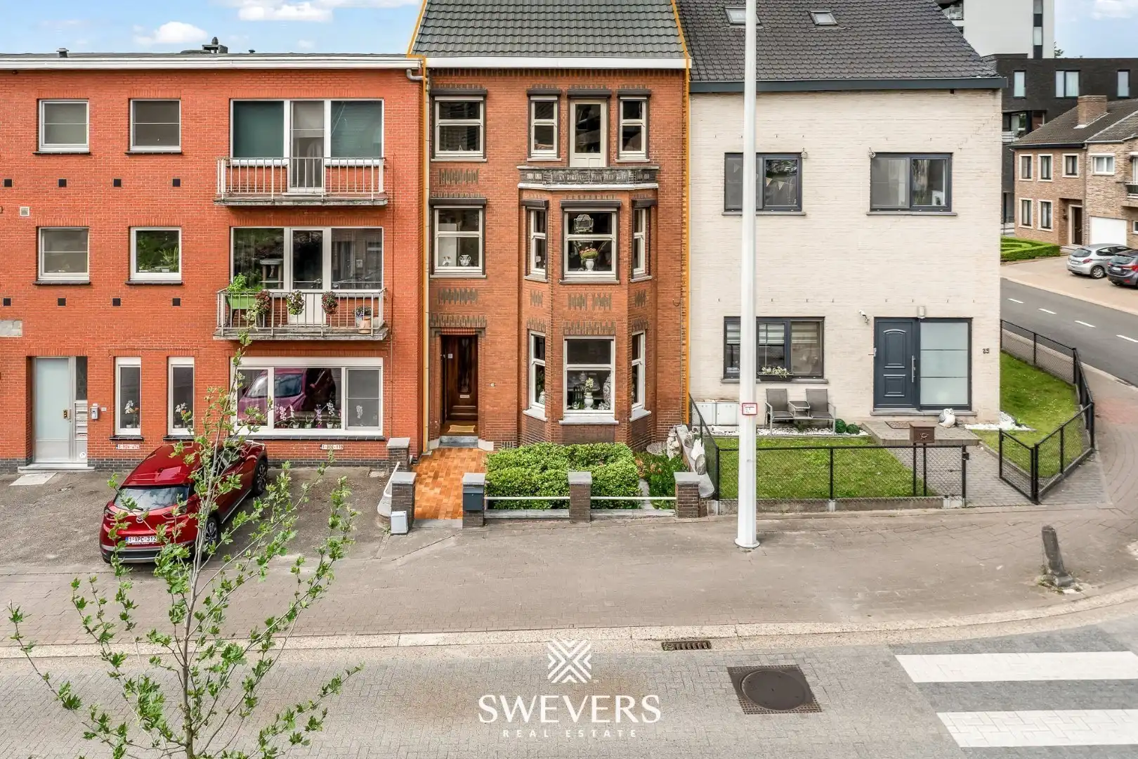 Woonst met 5 slaapkamers en hangar van 250m² in centrum Beringen foto 45