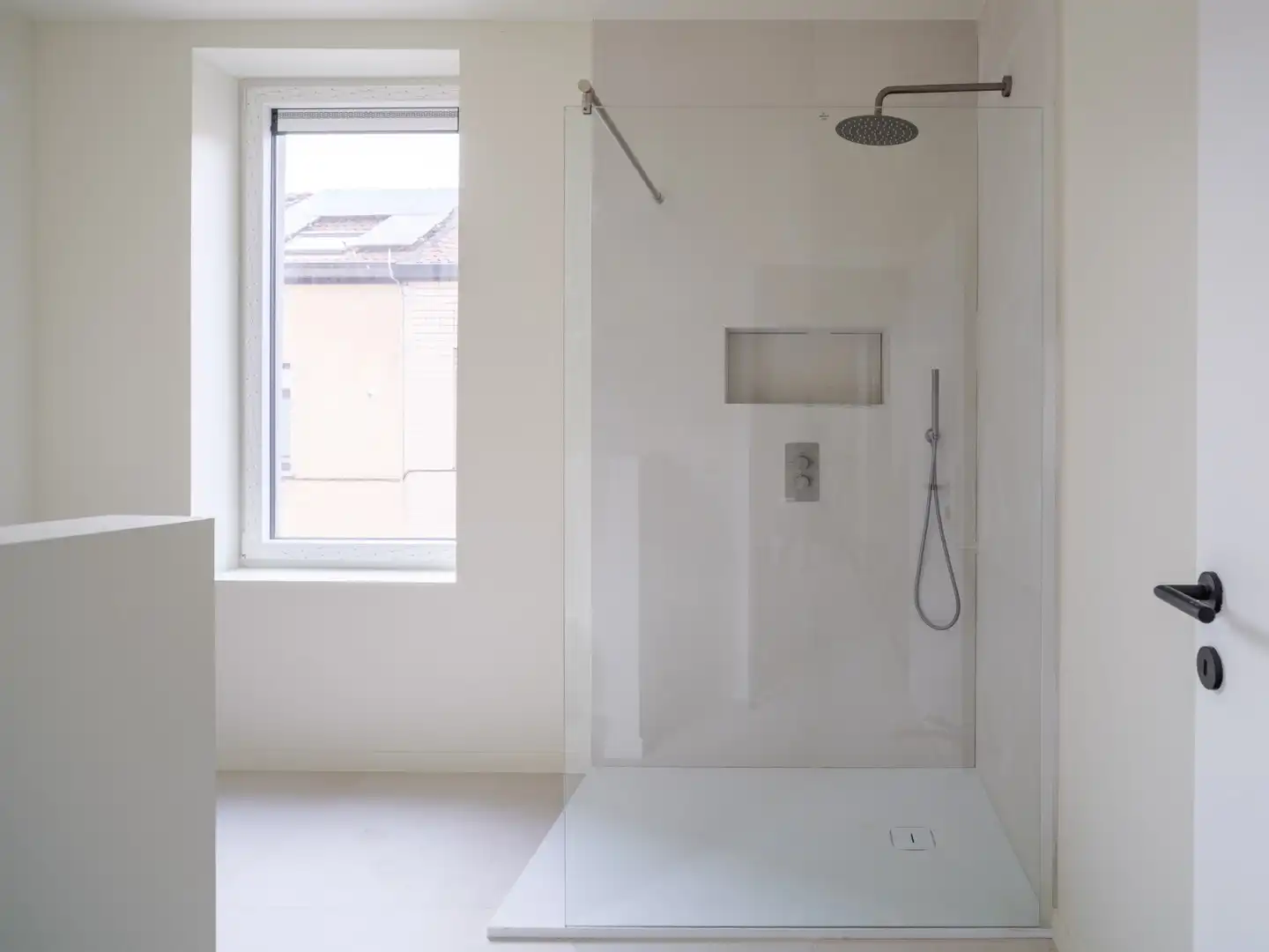 Instapklare, hoogwaardig gerenoveerde woning met stadstuin in Ledeberg foto 10