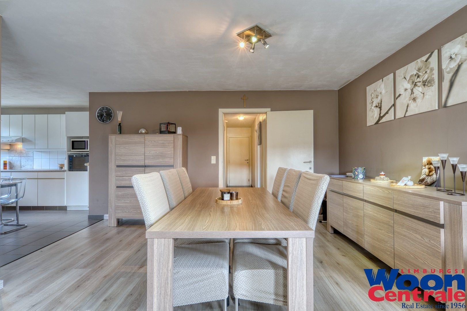 Instapklaar opbrengsteigendom of kangoeroewoning met twee ruime appartementen op perceel van 6a79ca foto 5