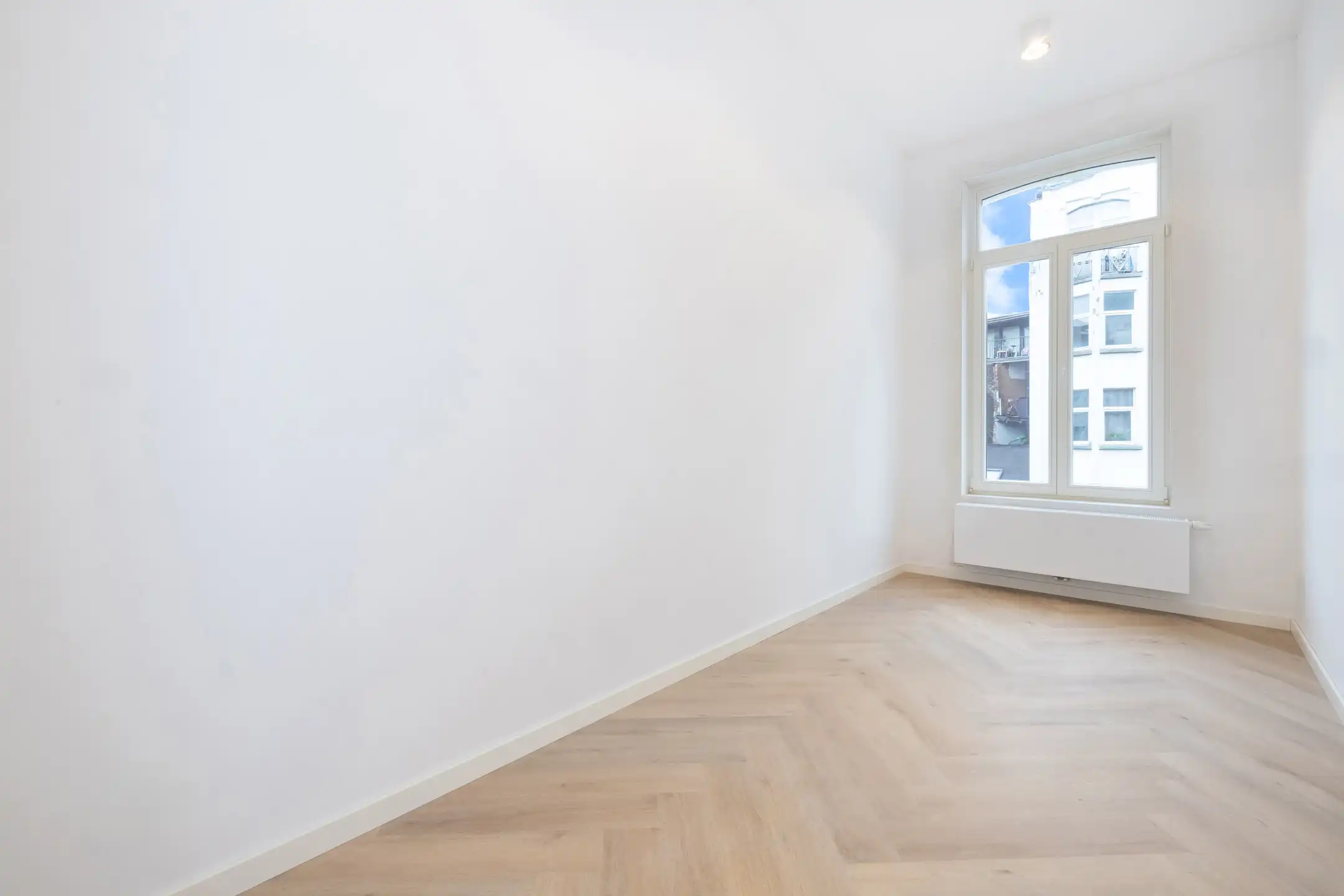 ST-GILLIS Wijkcharme, comfort van 1 gerenoveerd appartement foto 14