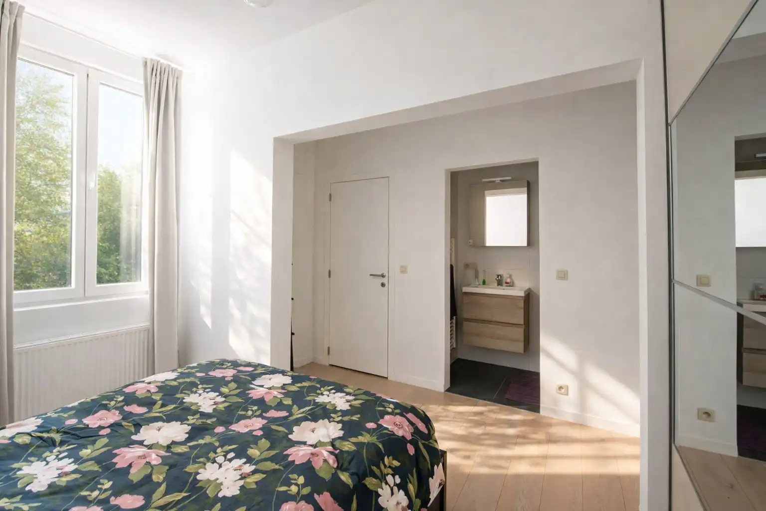 Gezellig één-slaapkamer appartement foto 11