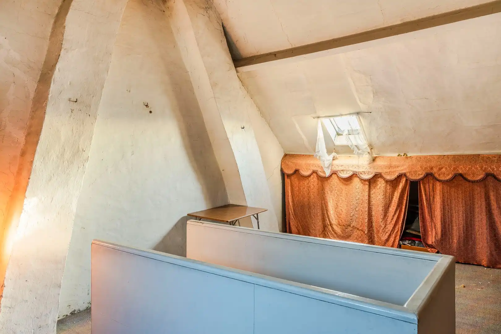 Te renoveren woning met tuin foto 16