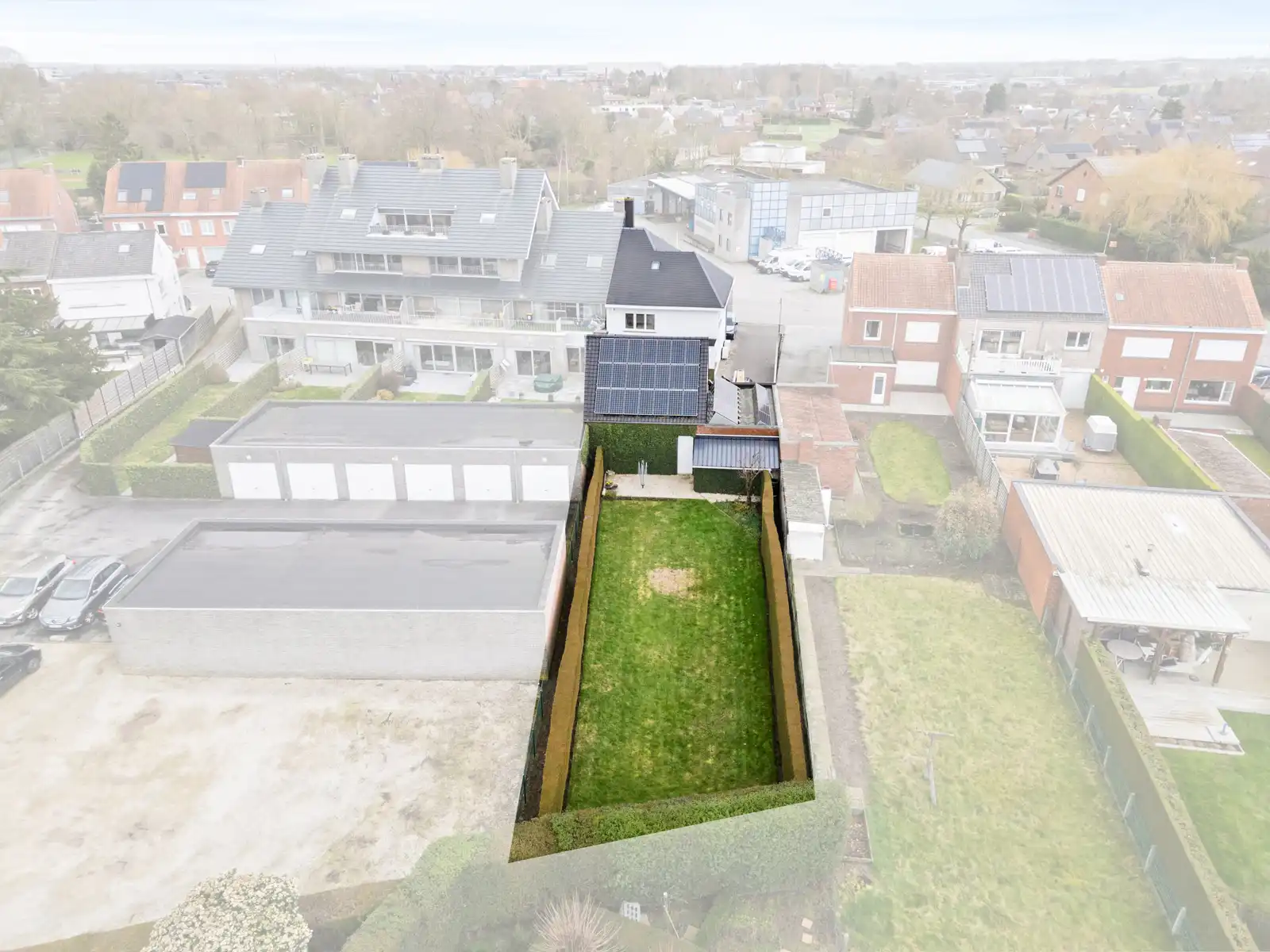 Centraal gelegen uitstekend onderhouden eigendom  foto 2